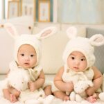 introducing baby to siblings